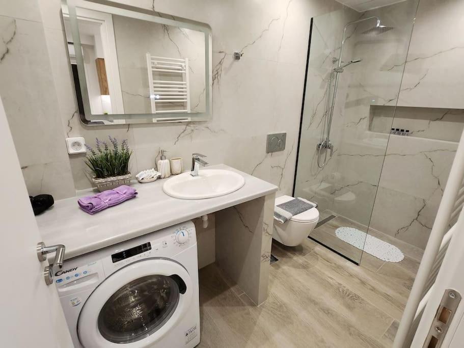 Nice Apartment Near Flisvos Vipgreece Atina Dış mekan fotoğraf